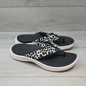 Cloudsteppers By Clarks Women Comforty Black& White Flip Flops Sandals Shoes 7M